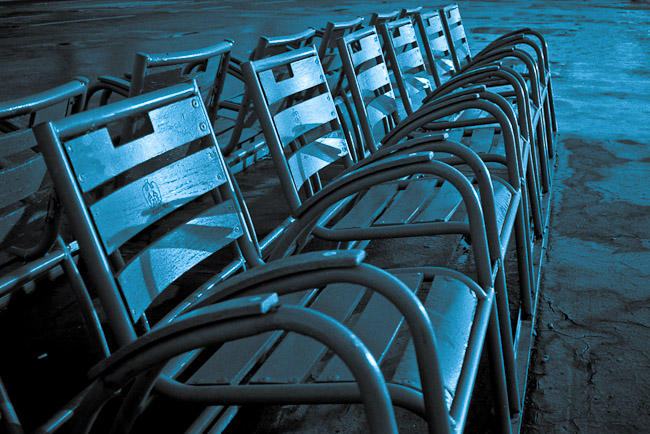 Le bleu des chaises
